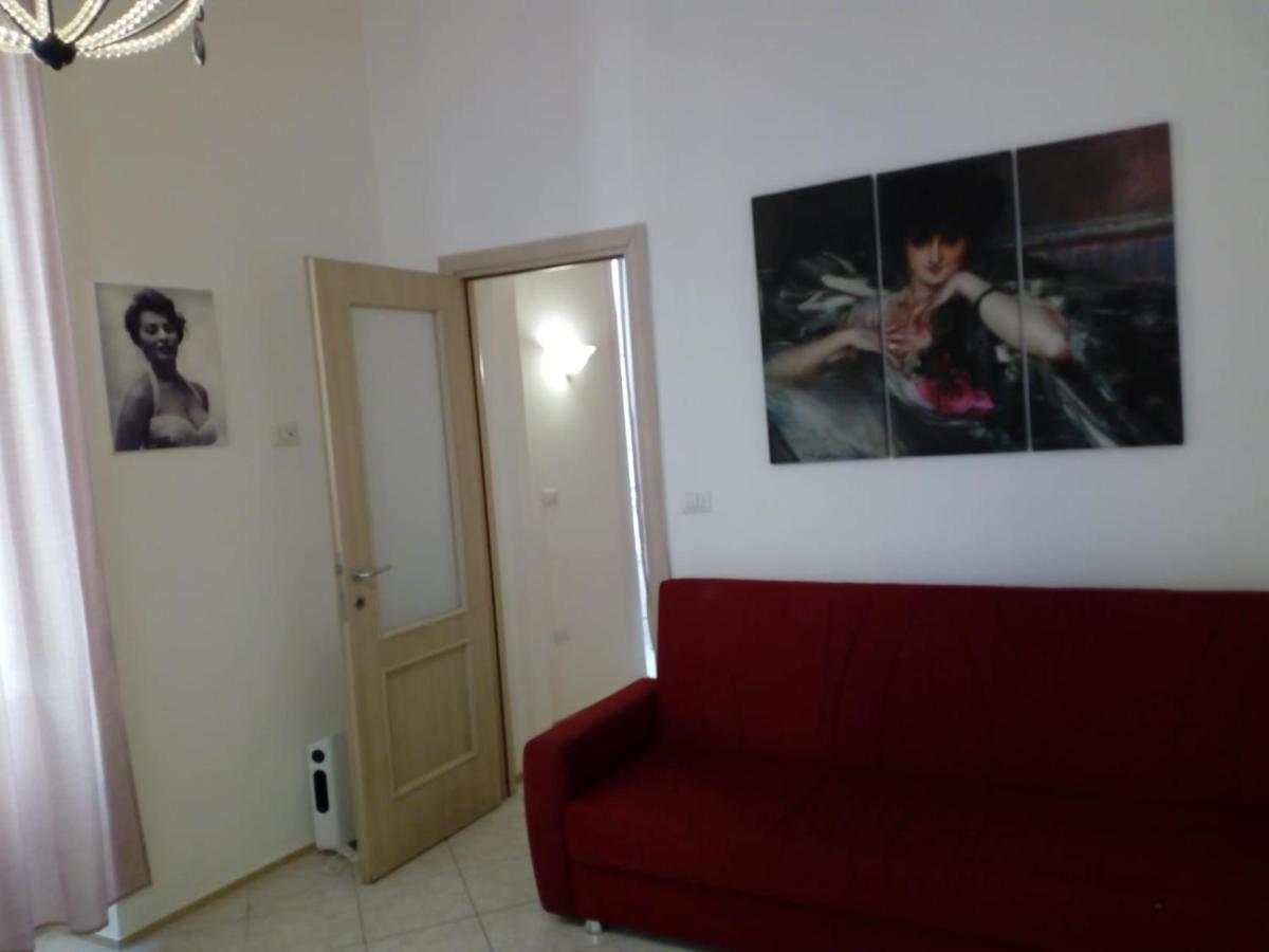 La Passione Italiana Apartment Naples Luaran gambar